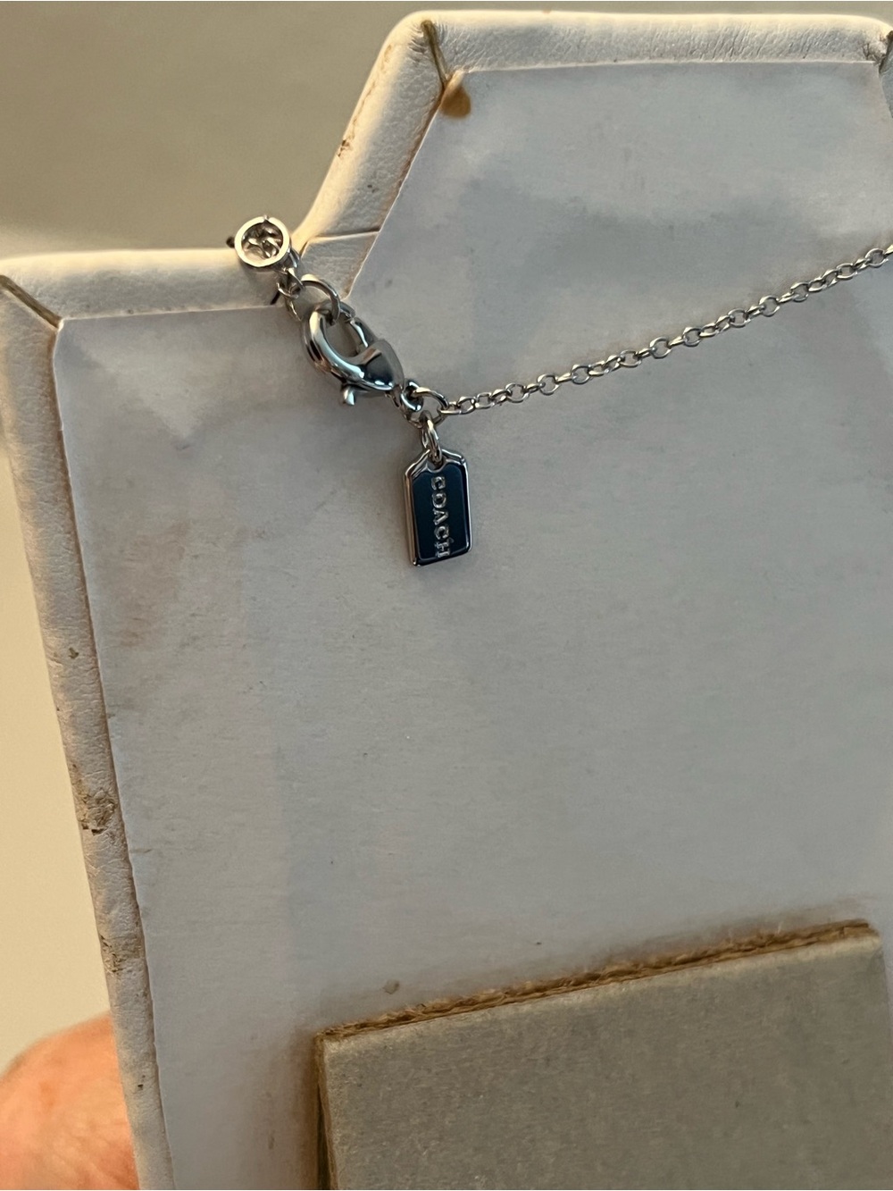 Coach Silver Heart Pendant Necklace with Signature hangtag, care card and dusty. - Picture 3 of 10